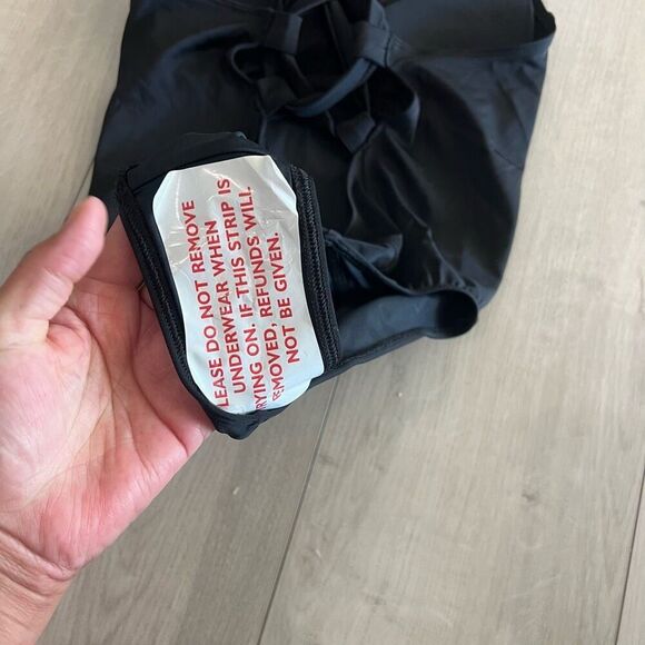 Fabletics Swim Suit Women's Black size XL - Picture 4 of 5